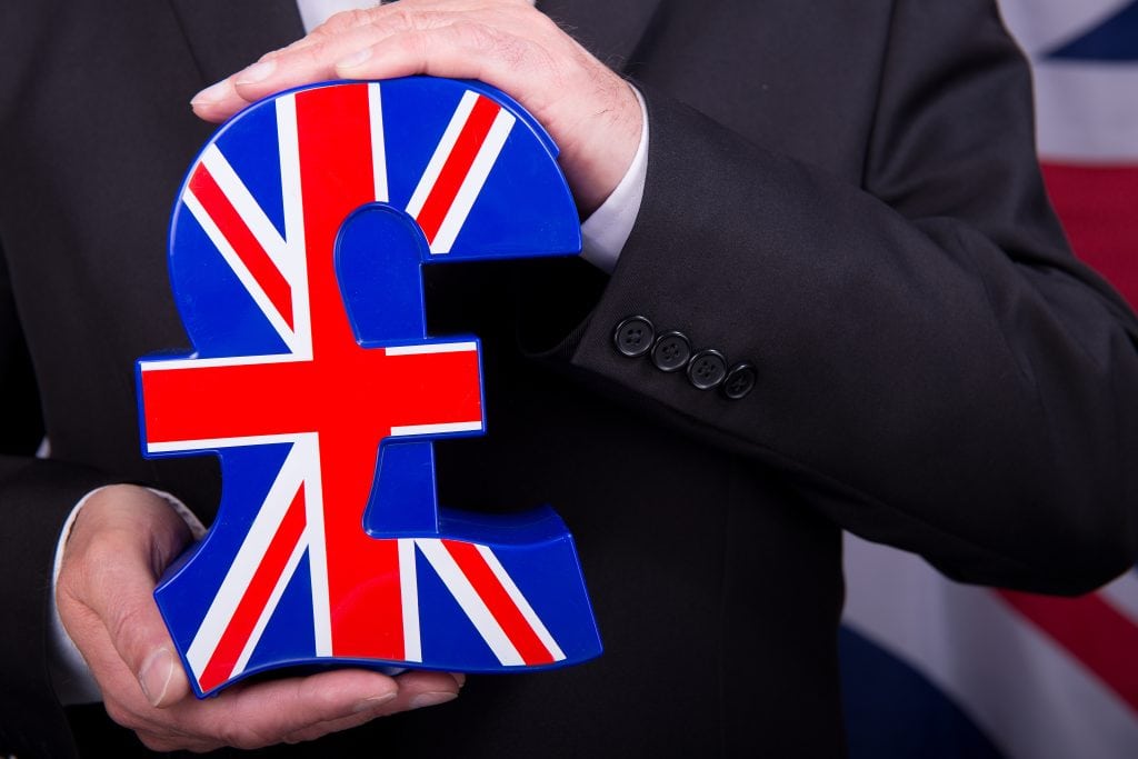 Why UK Pension Advice Expertise Matters When You Live Abroad
